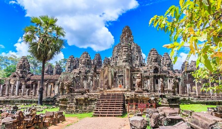 Singlereisen in Kambodscha: Der beeindruckende Blick auf Angkor Wat zum Sonnenaufgang – ein unvergesslicher Moment.