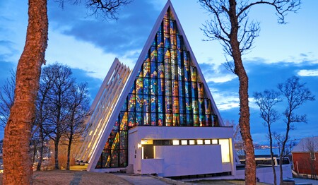Tromsø Eismeerkathedrale: Singles & Alleinreisende buchen bei singlereisen.de