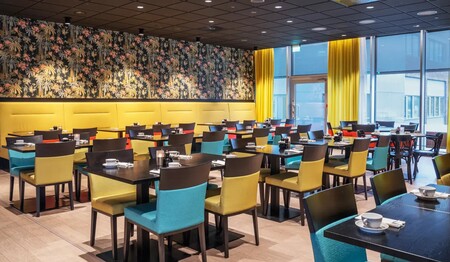 Brasserie im Thon Hotel Alta zu Silvester in Norwegen mit singlereisen.de