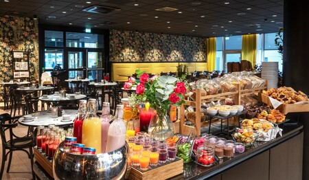 Frühstücksbuffet im Thon Hotel Alta zu Silvester in Norwegen mit singlereisen.de