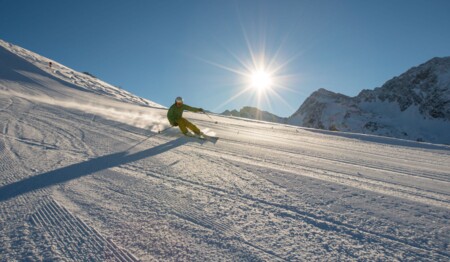 Skifahren für Singles in Tirol mit singlereisen.de