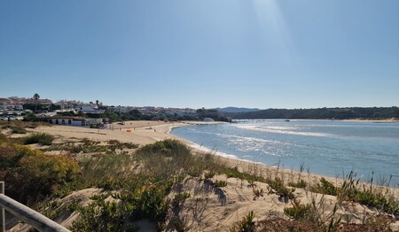 Strand, Dünen und Meer in Vila Nova de Milfontes – Singleurlaub Portugal für Alleinreisende