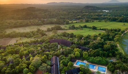 Occidental Paradise Ansicht der Hotelanlage von oben für Singles & Alleinreisende in Dambulla