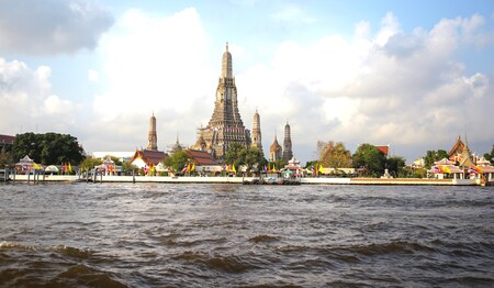 Thailand entdecken mit singlereisen.de - Wat Arun Tempel in Bangkok