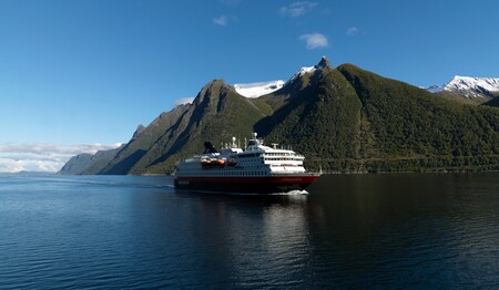 Hurtigruten Seereise nach Norwegen buchen Alleinreisende bei singlereisen.de