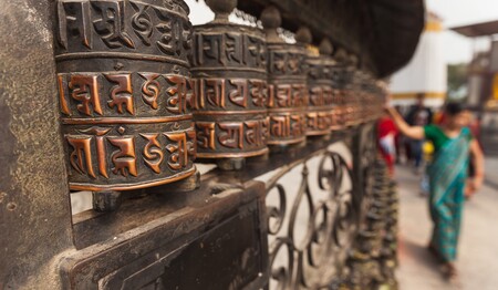Nepal Singlereisen: Spirituelle Traditionen und Gebetsmühlen in Kathmandu entdecken