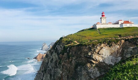 Leuchtturm am Cabo da Roca hoch über dem Atlantik – Singleurlaub Portugal