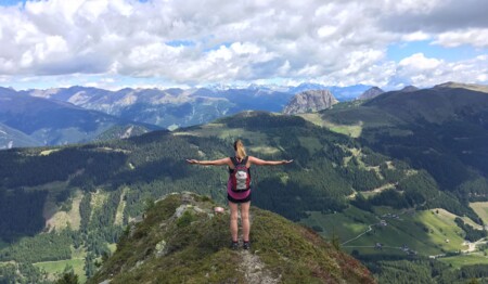 Wanderurlaub für Alleinreisende in den Tiroler Bergen buchen bei singlereisen.de