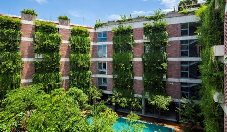 Außenansicht vom Silk Eco Hotel auf Ihrer Rundreise Vietnam & Kambodscha für Singles & Alleinreisende