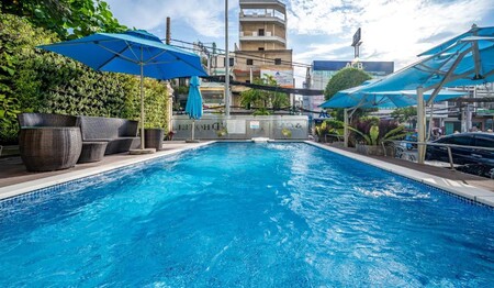Außenpool der Unterkunft in Vietnam: Singles & Alleinreisende buchen bei singlereisen.de