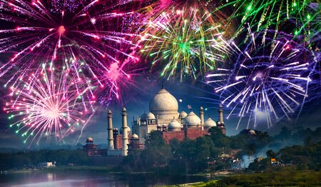 Indien Singlereisen: Entdecken Sie das weltberühmte Taj Mahal zum Jahreswechsel