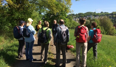 Wandergruppe im hessischen Spessart auf einer Wanderreise mit singlereisen.de
