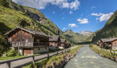 Wandern in der  malerischen Innergschlöss-Region in Osttirol für Alleinreisende buchen bei singlereisen.de
