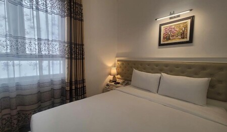 Zimmerbeispiel  im Luxor Boutique Hotel auf Ihrer Rundreise Vietnam & Kambodscha für Singles & Alleinreisende