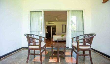 Singleurlaub Sri Lanka - Traumurlaub am Indischen Ozean mit Deluxe Room im The Palms