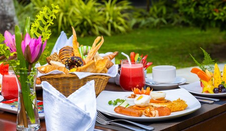 Chaarya Resort Frühstücksbuffet für Singles & Alleinreisende in Tissamaharama